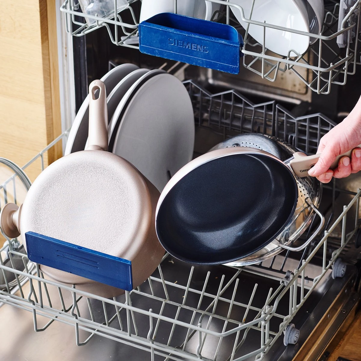 GreenPan Cambridge Koekenpan 30cm - Brons - Inductie - PFAS-vrij 11 GreenPan Cambridge Koekenpan 30cm - Brons - Inductie - PFAS-vrij - Afbeelding 11