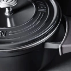 GreenPan Featherweights Braadpan 22cm - Zwart - Inductie - PFAS-vrij 14 GreenPan Featherweights Braadpan 22cm - Zwart - Inductie - PFAS-vrij -Greenpan Winkel 1200x1200 292