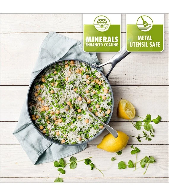 GreenPan Valencia Pro Magneto Ceramic Non-Stick 4.5-Quart Covered Saute Pan With Helper Handle 2 GreenPan Valencia Pro Magneto Ceramic Non-Stick 4.5-Quart Covered Saute Pan With Helper Handle - Afbeelding 2